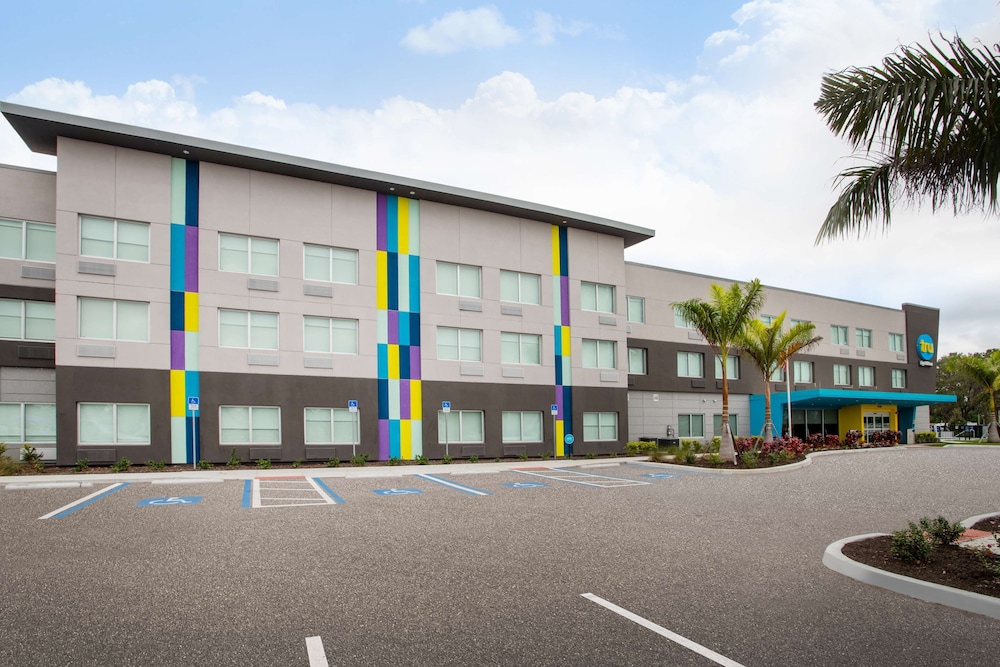 Tru By Hilton Bradenton I 75 FL - photo 41
