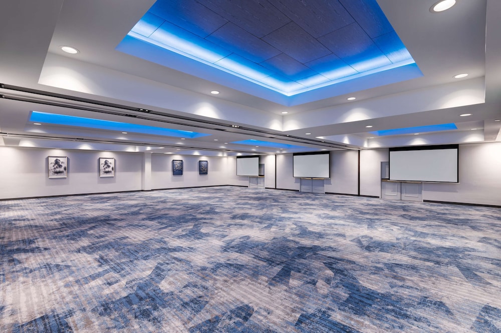 DoubleTree by Hilton San Francisco South Airport Blvd - photo 61