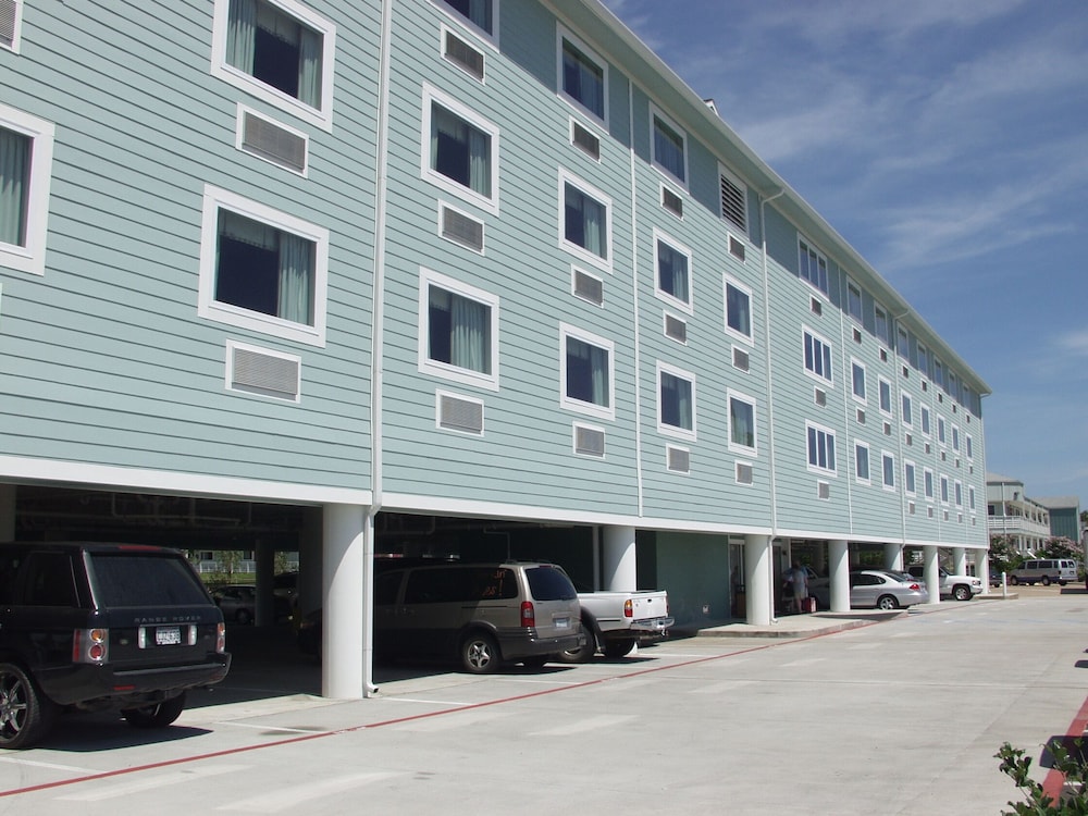 Inn at The Waterpark - photo 41