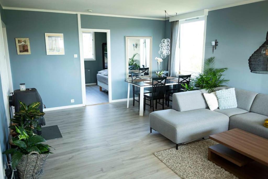 5 minutes to downtown Arendal Free Parking — 4-Star Luxury Hotel in Arendal, Norway