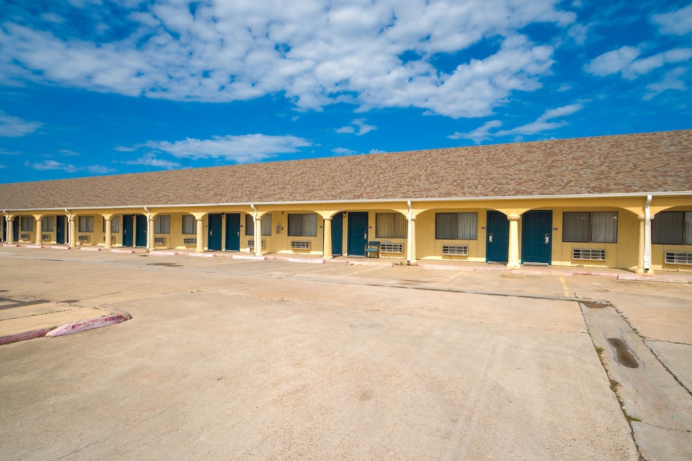 Aransas Bay Inn & Suites Corpus Christi by OYO - photo 39