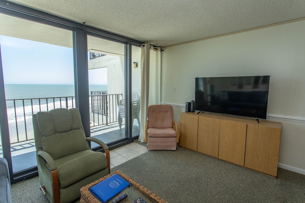 Royal Garden Resort 510 2 Bedroom Condo by RedAwning - photo 19