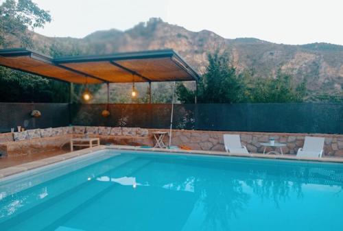 Labellacasona - carbon neutral hotel in Quentar