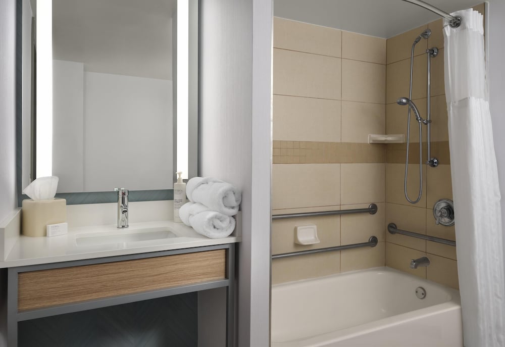 Hilton Garden Inn Tampa East Brandon - photo 24