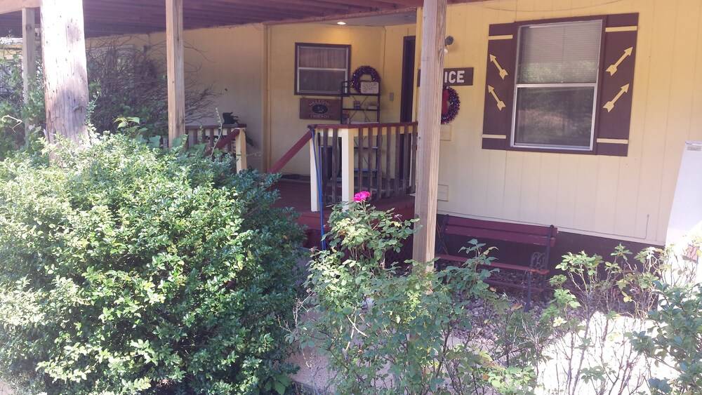 Golden Arrow Resort — Branson — photo 2