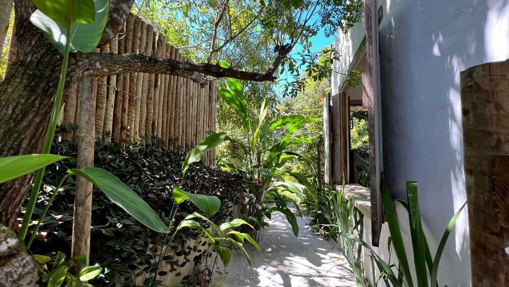 Suítes Casa Kamayurá — 4-Star Luxury Hotel in Porto Seguro, Brasil