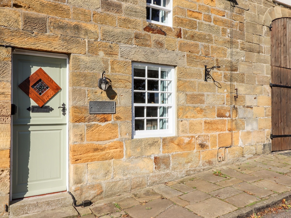 Michaelmass Cottage — 4-Star Luxury Hotel in Whitby, United Kingdom