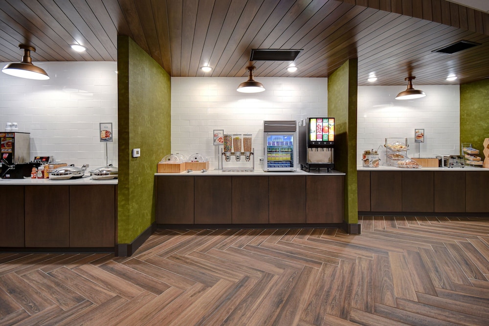 Fairfield Inn & Suites by Marriott Grand Rapids Wyoming - photo 30