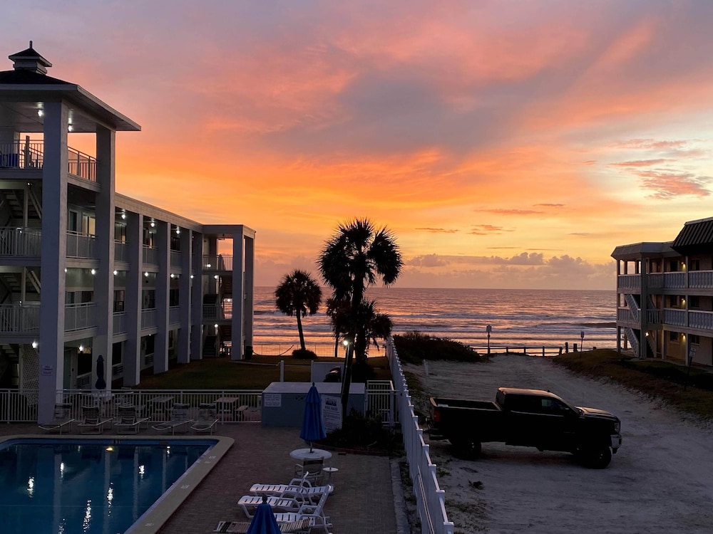 Coastal Waters Inn - photo 196