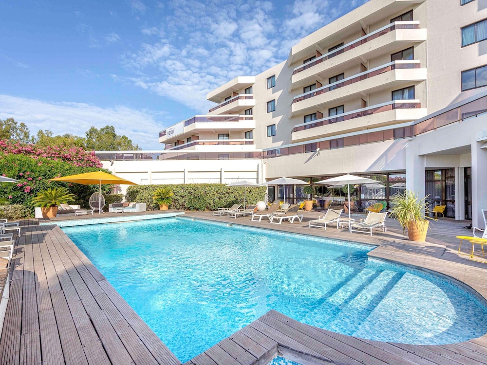 Mercure Hyeres Centre Côte d'Azur — 4-Star Luxury Hotel in Hyeres, France