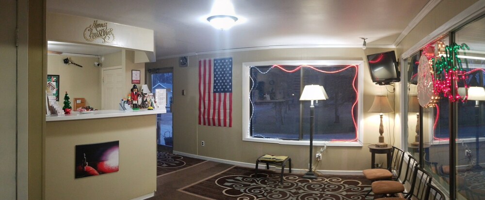 Fiesta City Motel - photo 3