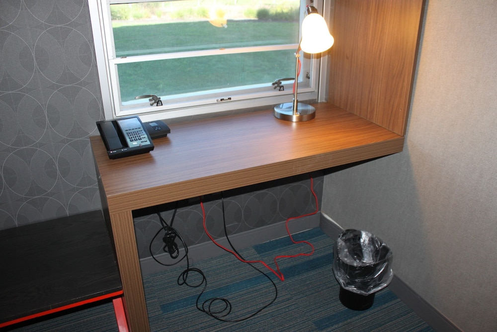 Aloft Syracuse Inner Harbor - photo 26