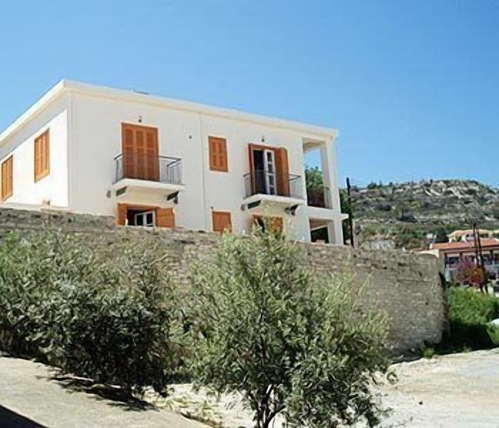 Aunt Maria's — 4-Star Luxury Hotel in Nicosia, Cyprus