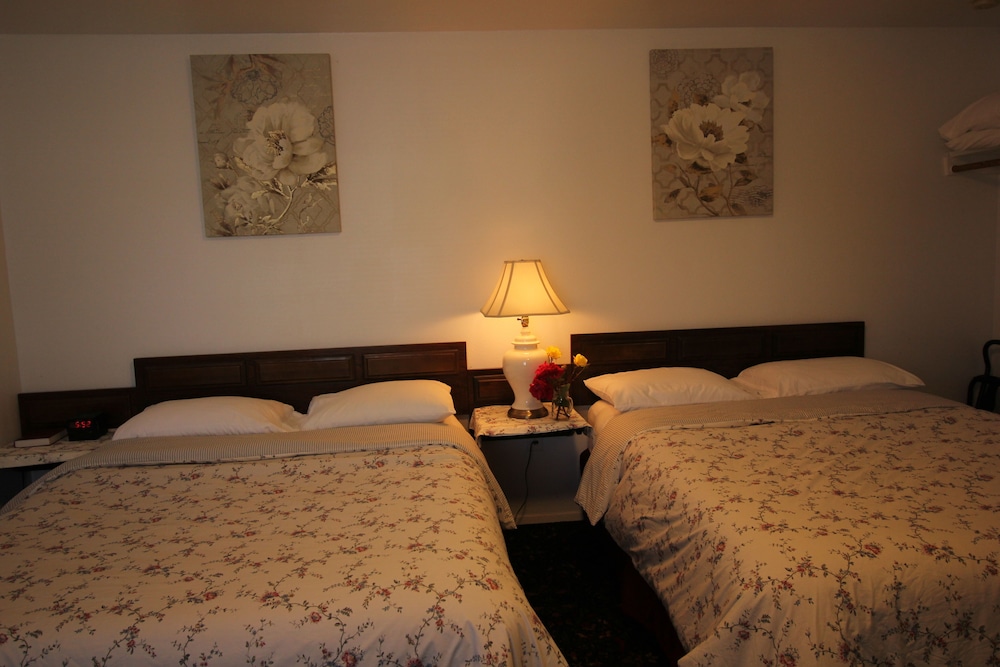 Mariner's Cove Inn - photo 14