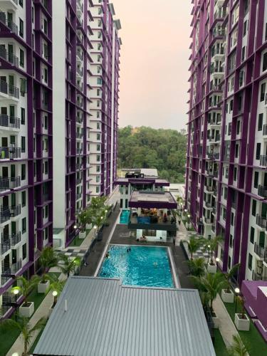 Kyra The Heights Residence Condo Ayer Keroh Melaka WiFi Netflix & Pool — 4-Star Luxury Hotel in Kampung Ayer Keroh, Malaysia