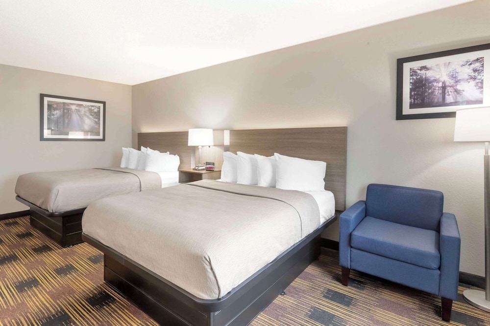 Quality Inn Newton at I 80 - photo 23