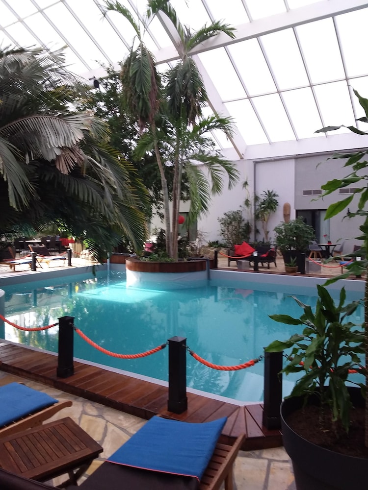 Tropical Hotel - carbon neutral hotel in Durbuy