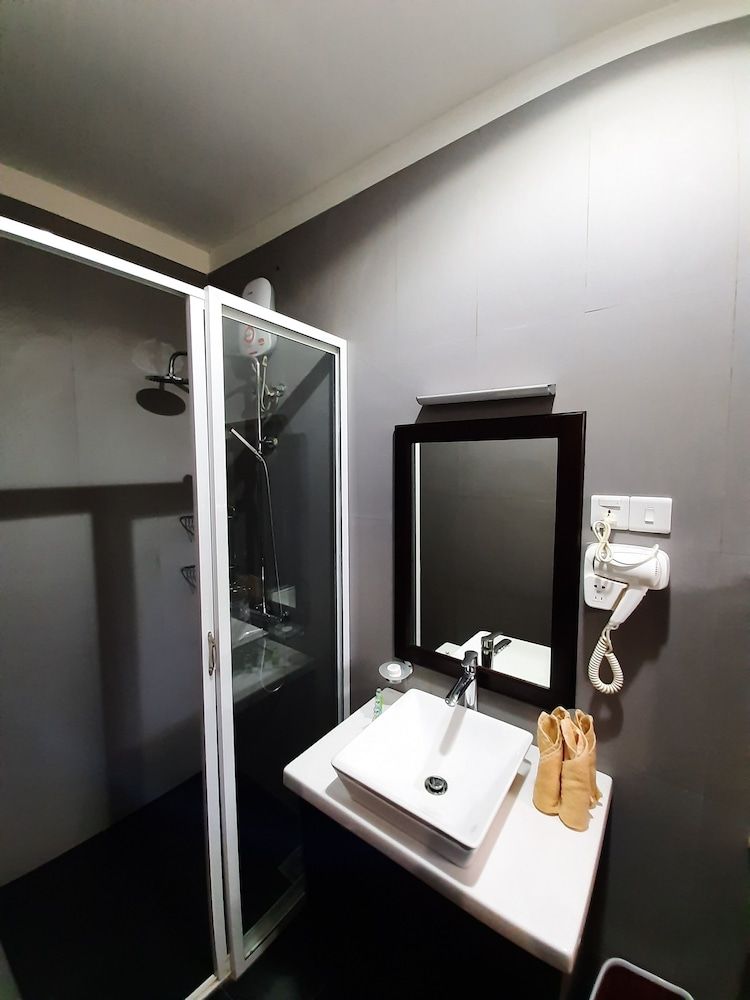 Blue Sand Beach Resort in Trincomalee, Sri Lanka