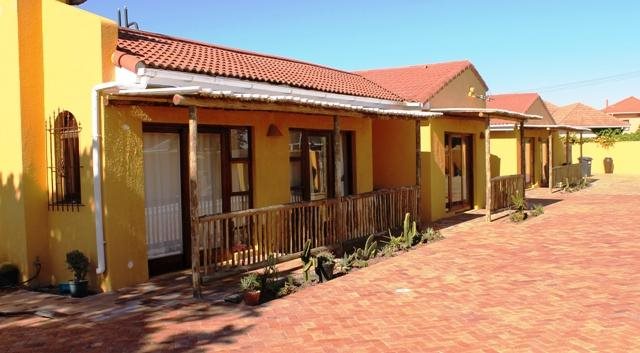 Flintstones Guest House Cape Town