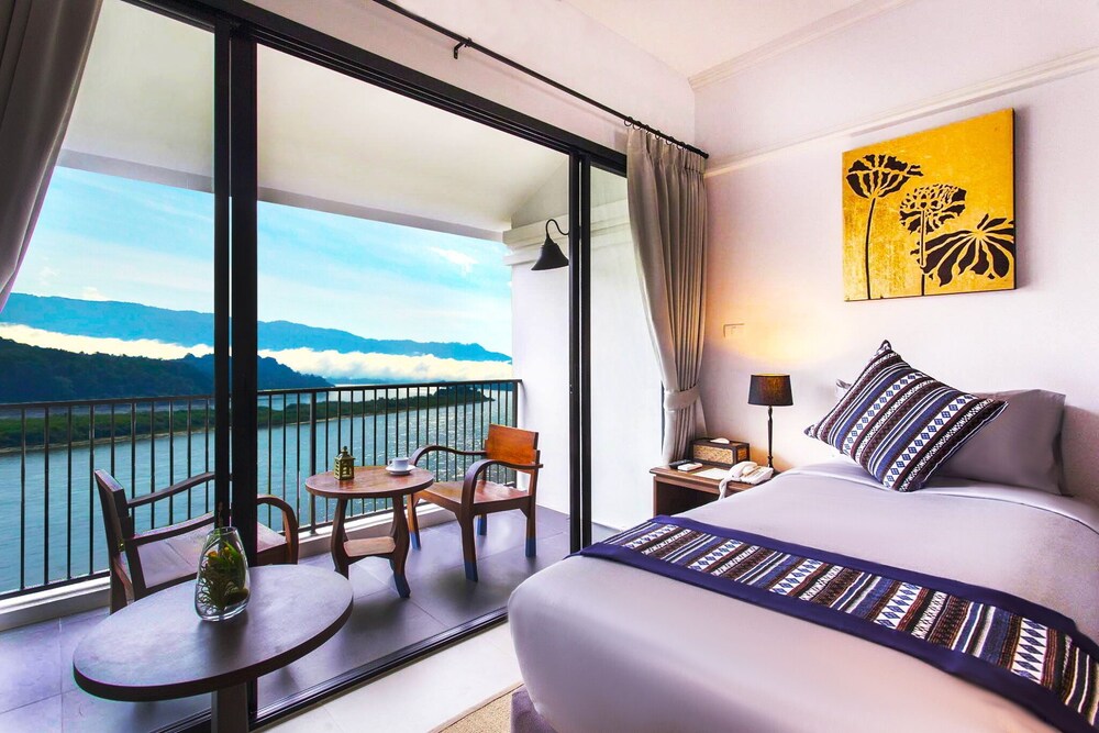 Fortune River View Chiang Khong — 4-Star Luxury Hotel in Chiang Rai, Thailand