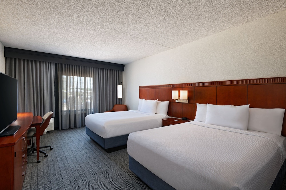 Courtyard by Marriott Fort Worth University Drive - photo 12