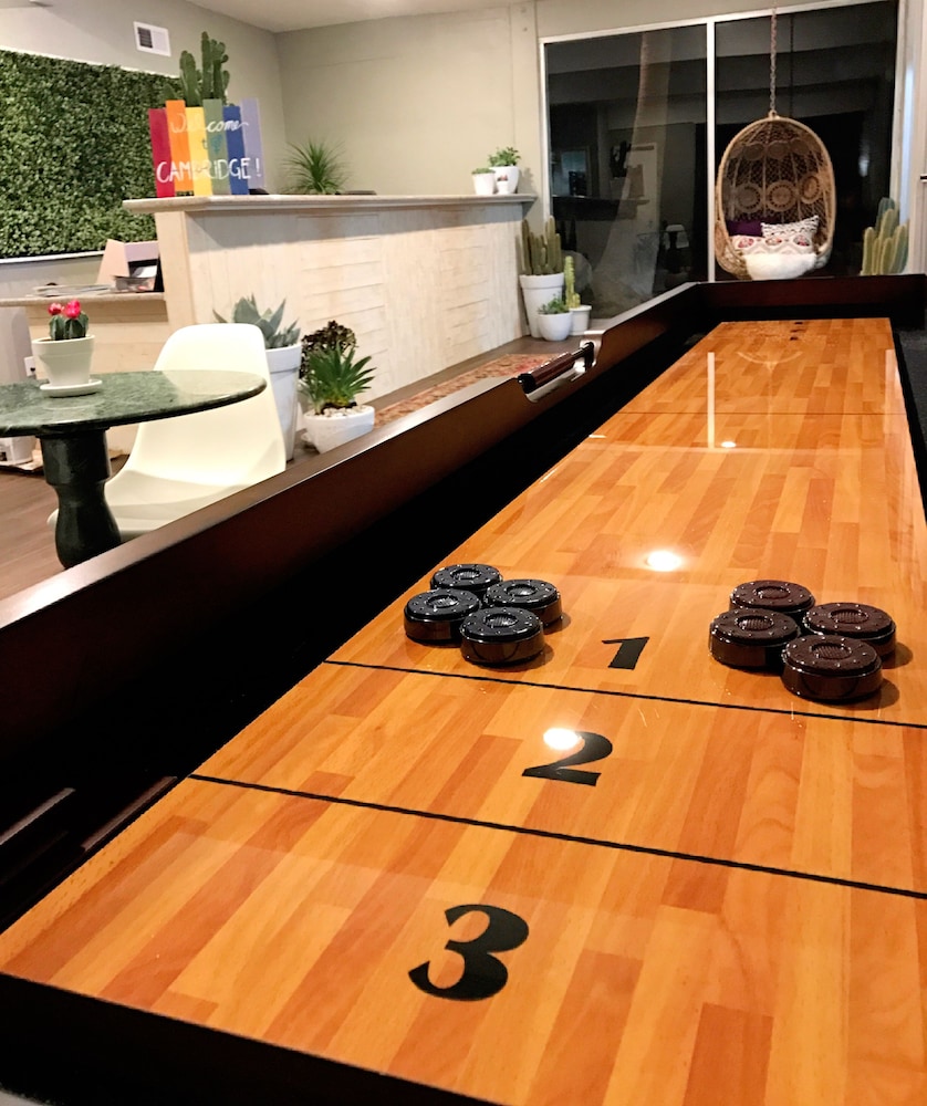 Delos Reyes Palm Springs - photo 2