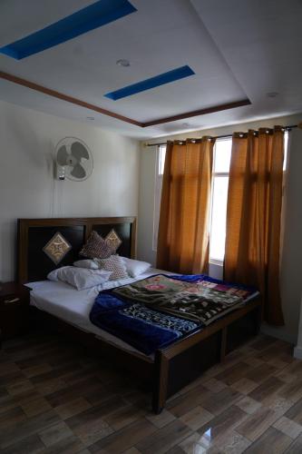 Skardu eat and stay in Skardu, Pakistan