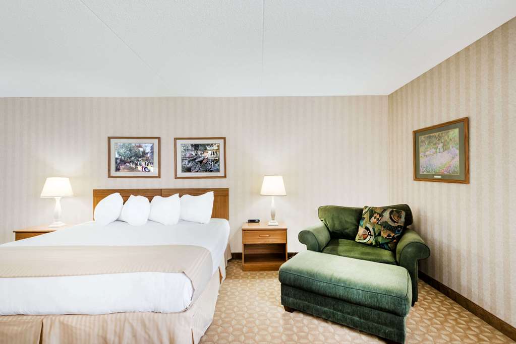 Ramada by Wyndham Watertown Thousand Islands NY - photo 13