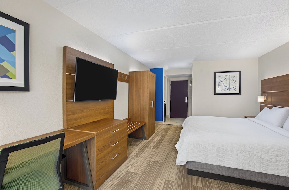 Holiday Inn Express Hotel and Suites Kings Mountain by IHG - photo 18