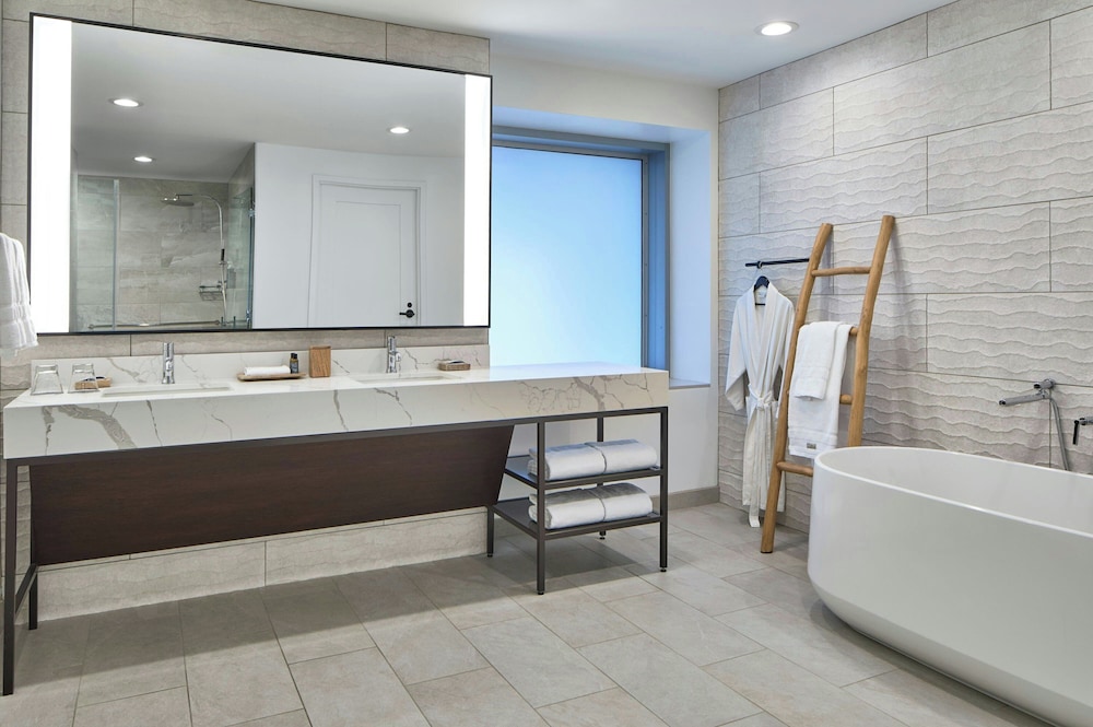 The Westin Charlotte - photo 36