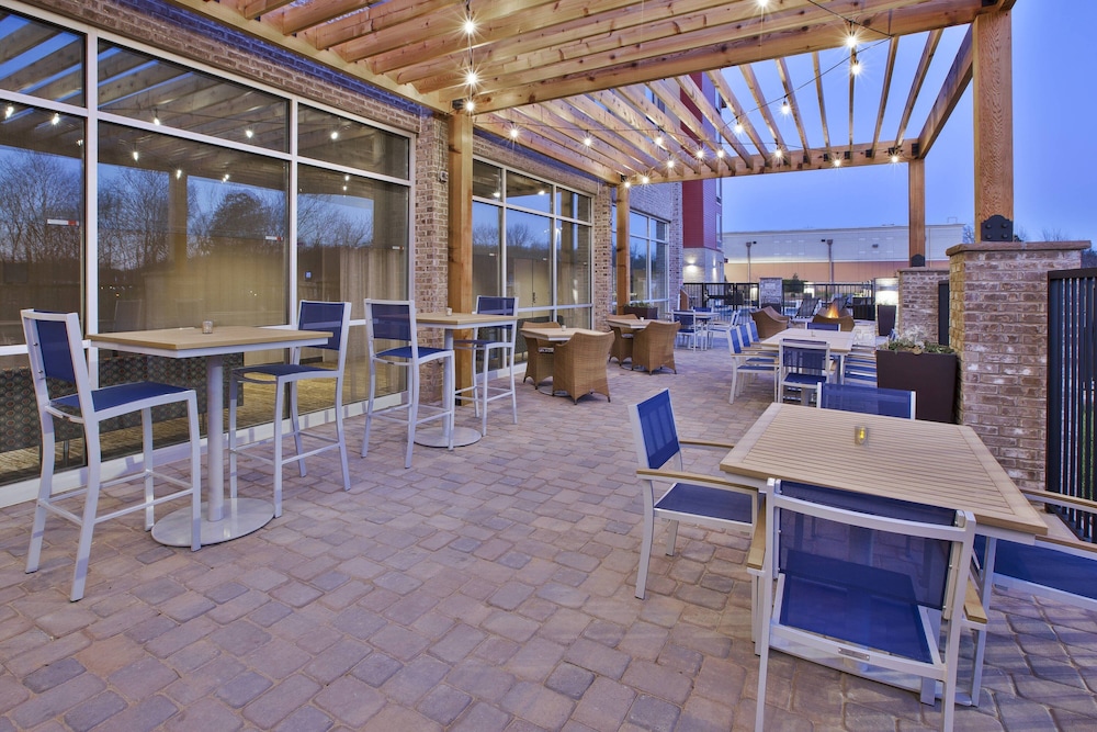 SpringHill Suites by Marriott Chattanooga North Ooltewah - photo 24