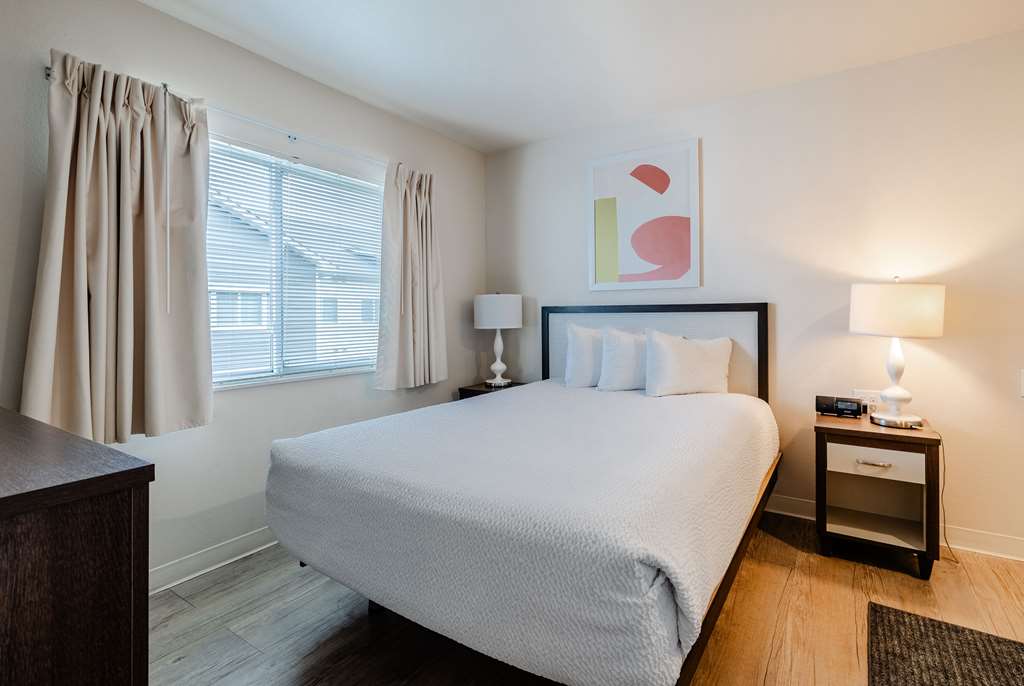 WaterWalk Extended Stay by Wyndham Wichita - photo 15