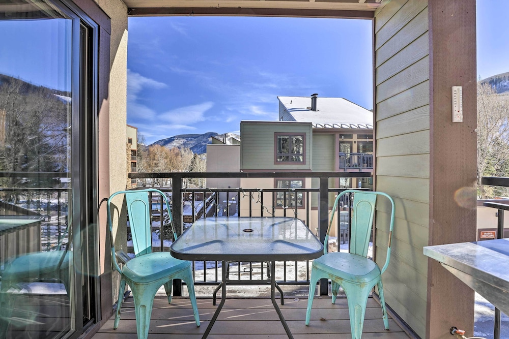 Vail Ski Condo w Mtn Views & Shuttle Service — 4-Star Luxury Hotel in Vail, United States