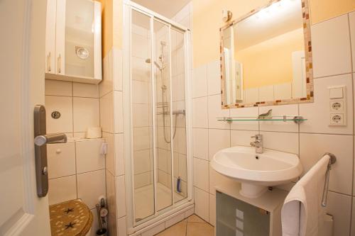 Hooge Whg 28 Utspann — 4-Star Luxury Hotel in Wyk Auf Foehr, Germany
