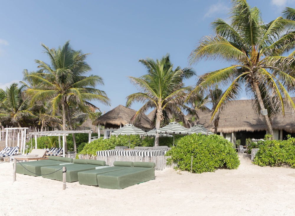 Beach bar
