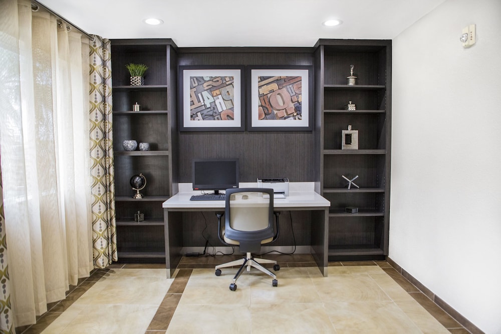 Candlewood Suites Grand Prairie Arlington by IHG - photo 36