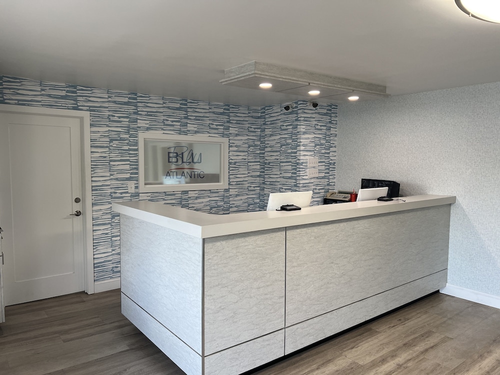 Blu Atlantic Oceanfront Hotel & Suites - photo 4