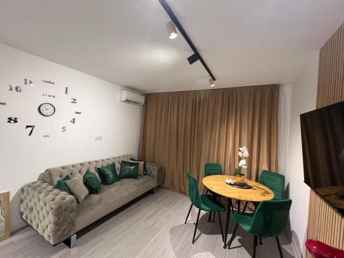 Oxana Apartments 3 camere Timisoara — 4-Star Luxury Hotel in Timisoara, Romania