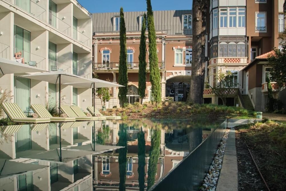 One Shot Palacio Cedofeita — 4-Star Luxury Hotel in Porto, Portugal