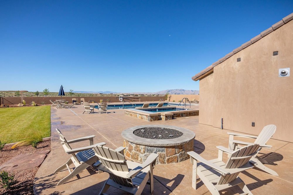 The Nest — 4-Star Luxury Hotel in Saint George, United States