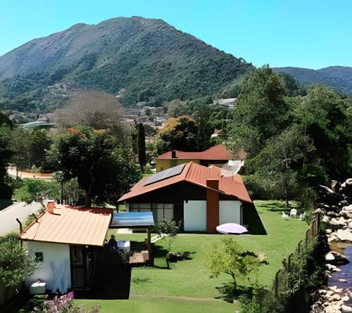 Paraíso Comary 400m CBF 900m feira Alto in Teresopolis, Brasil