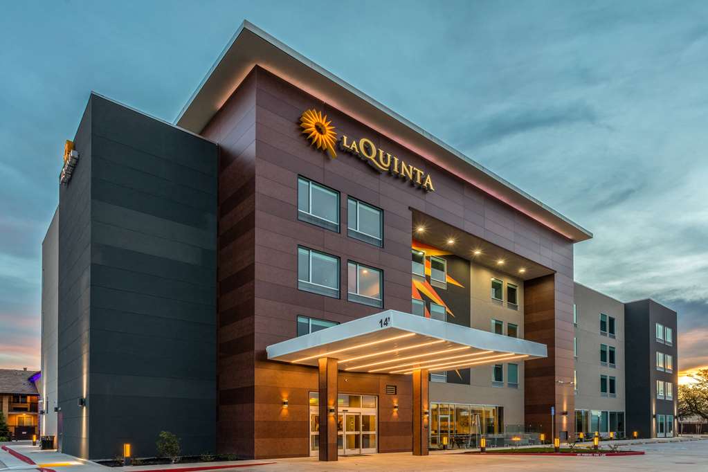 La Quinta Inn & Suites by Wyndham Galt Lodi North — hotel in Galt