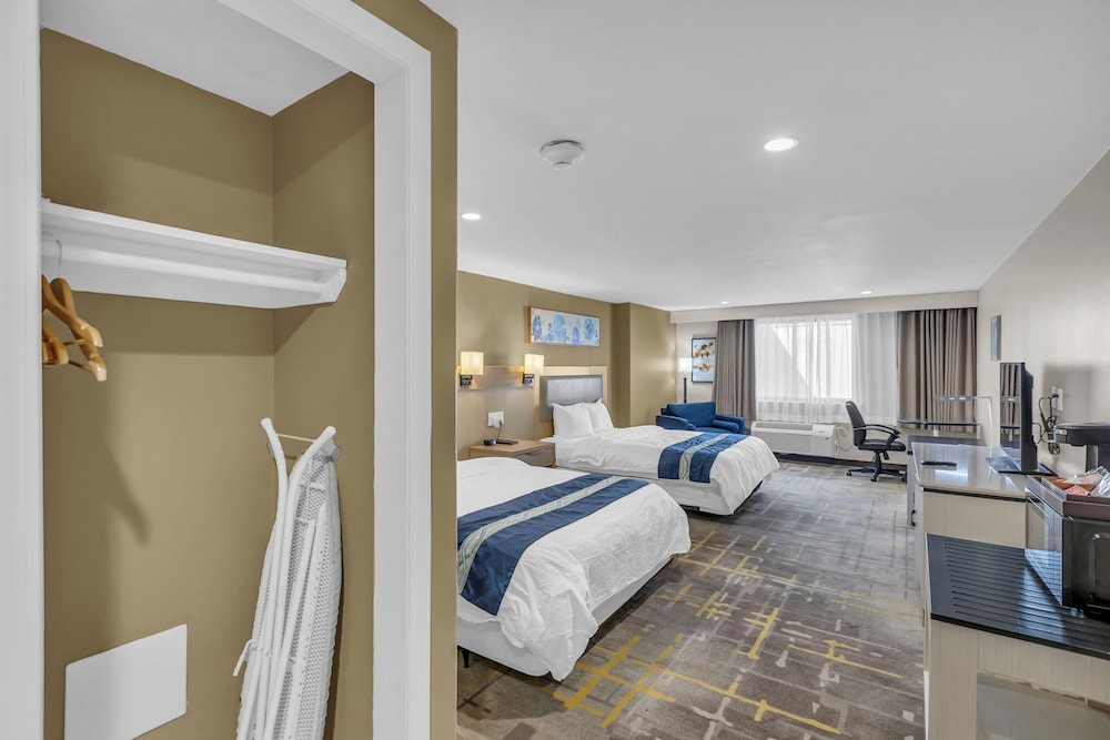 Kc Inn - photo 20
