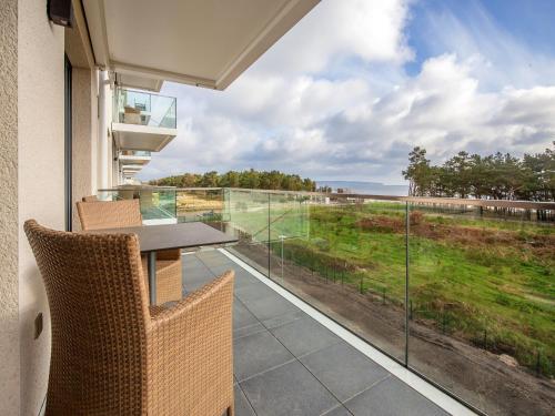 Dünenresidenz Prora Ferienwohnung mit Meerblick 2 Schlafzimmern und Balkon NP 307 — 4-Star Luxury Hotel in Ostseebad Binz, Germany
