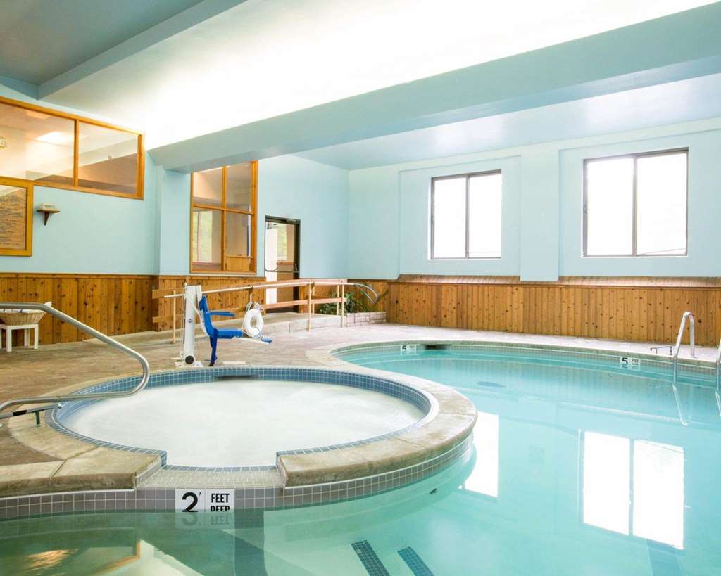 Rodeway Inn Lake Placid South - photo 11