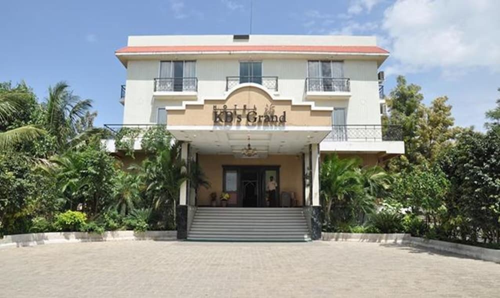 Fabhotel Prime Kb’S Grand in Shirdi, India