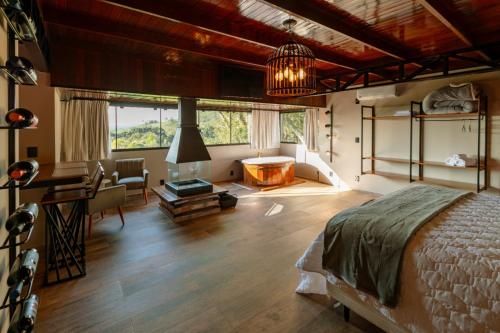 Autentica Casa Da Vo Vale Dos Vinhedos — 4-Star Luxury Hotel in Bento Goncalves, Brasil