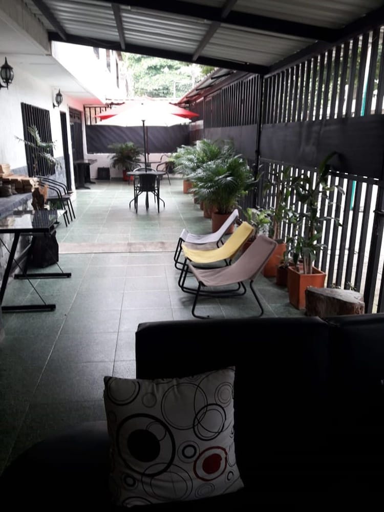 Ayenda El Bosque ZZ — Cali — photo 4