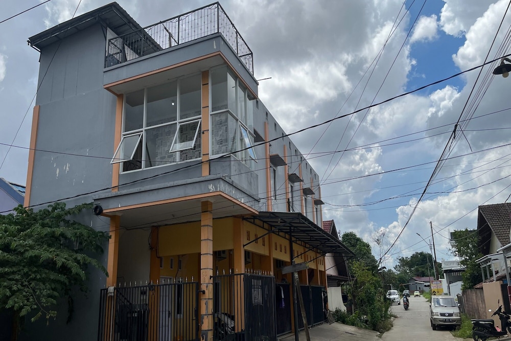 Hotel O Guest House Zidan 21 — hotel in Tana Paser