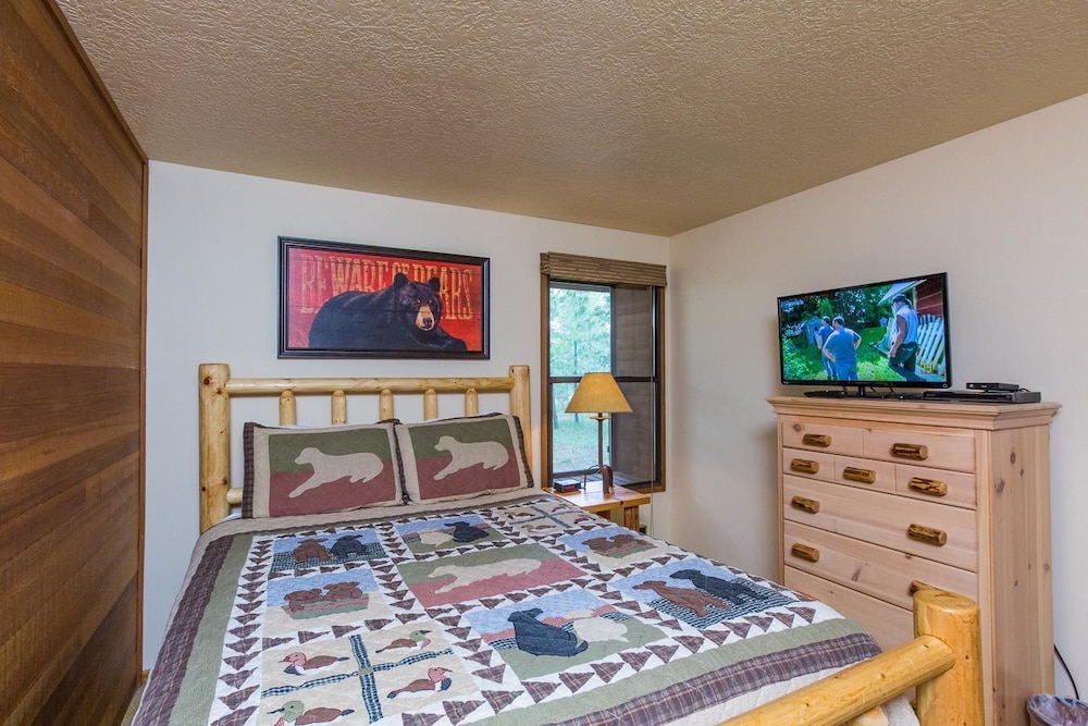 Lark 12 — 4-Star Luxury Hotel in Bend, United States